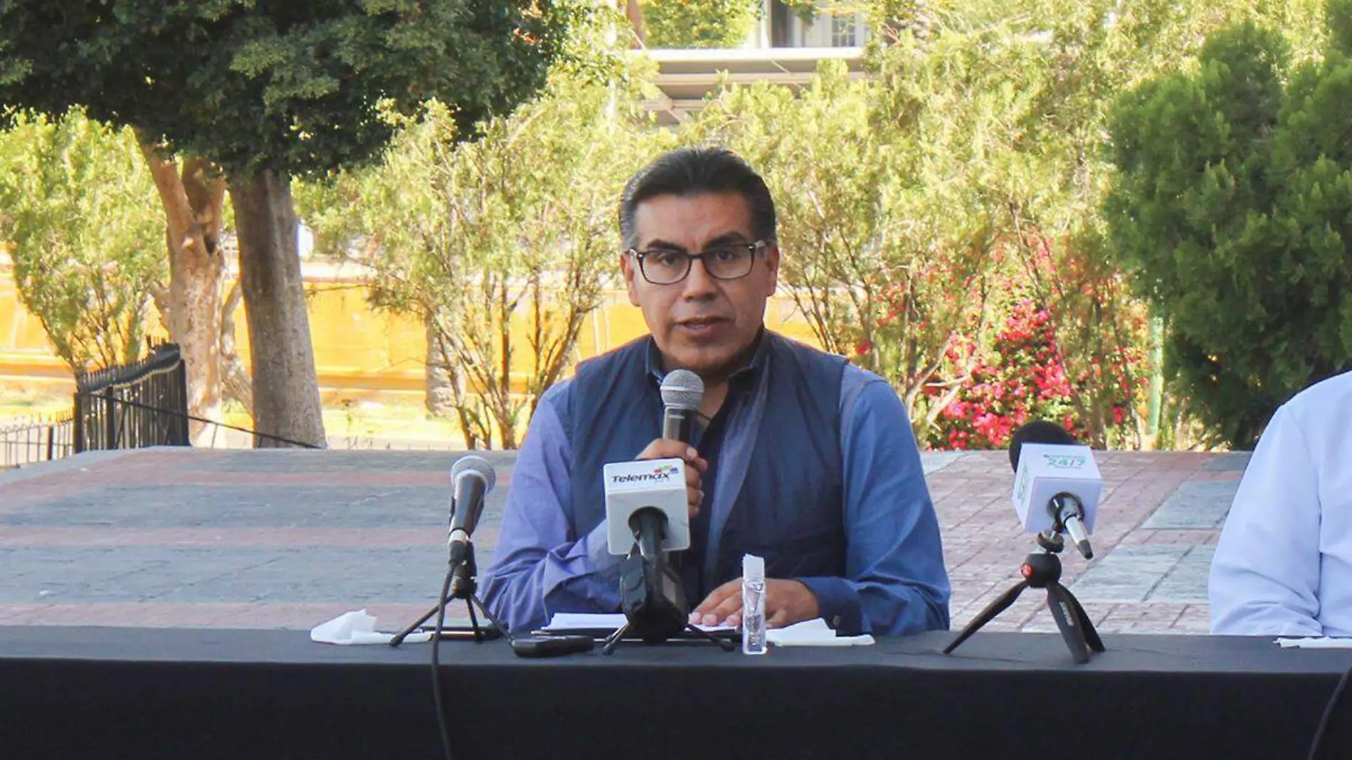 Rueda de prensa Covid-19 Gerardo Alvarez - Mike Acosta  (3)